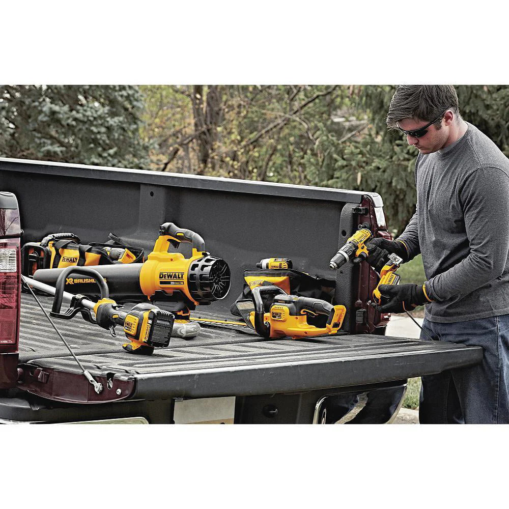 Dewalt DCHT820B 20V MAX Lithium - Ion 22 In. Hedge Trimmer (Tool Only) - Product image 7